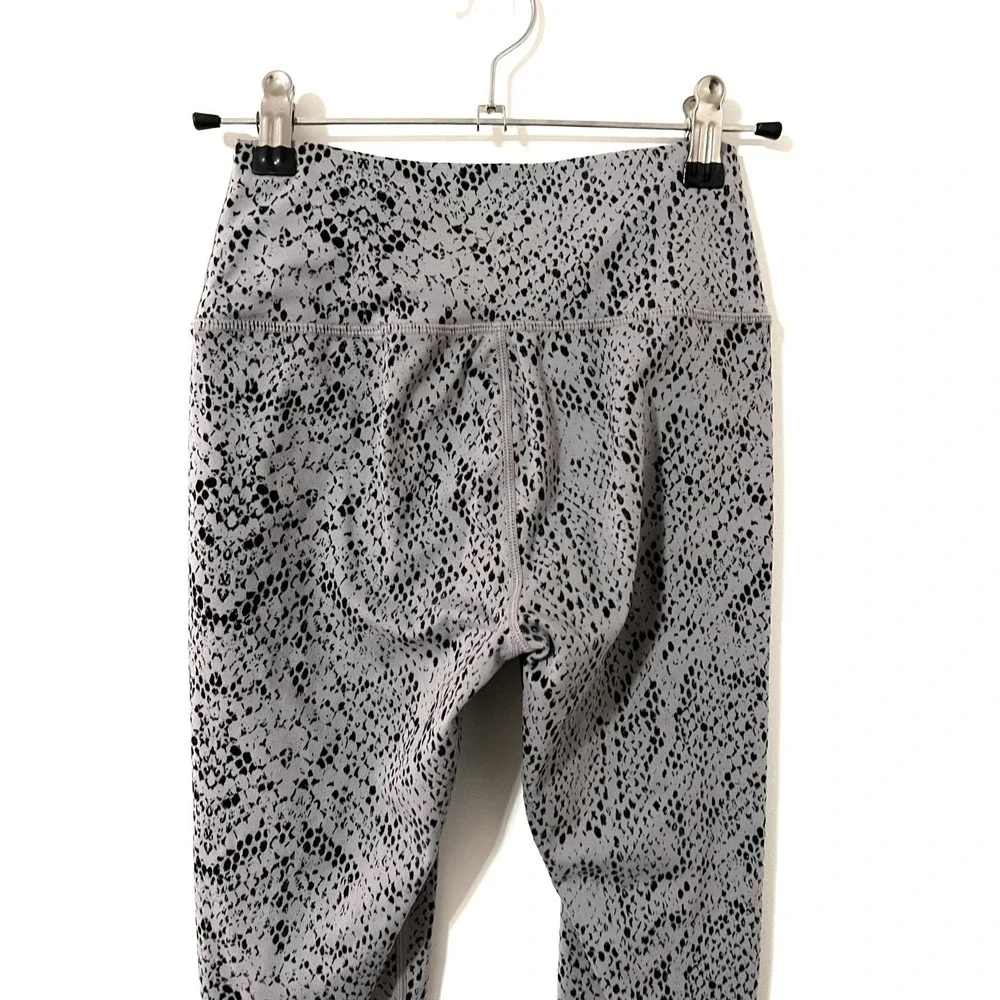 Varley Gray Silver Snakeprint Animal Print Century Leggings Size XS‎